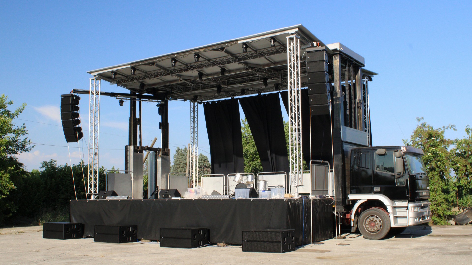 Mobile Stage L